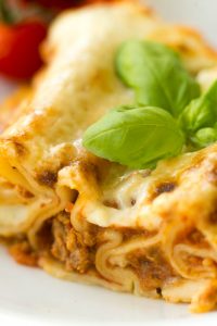 Cannelloni mit Bolognese