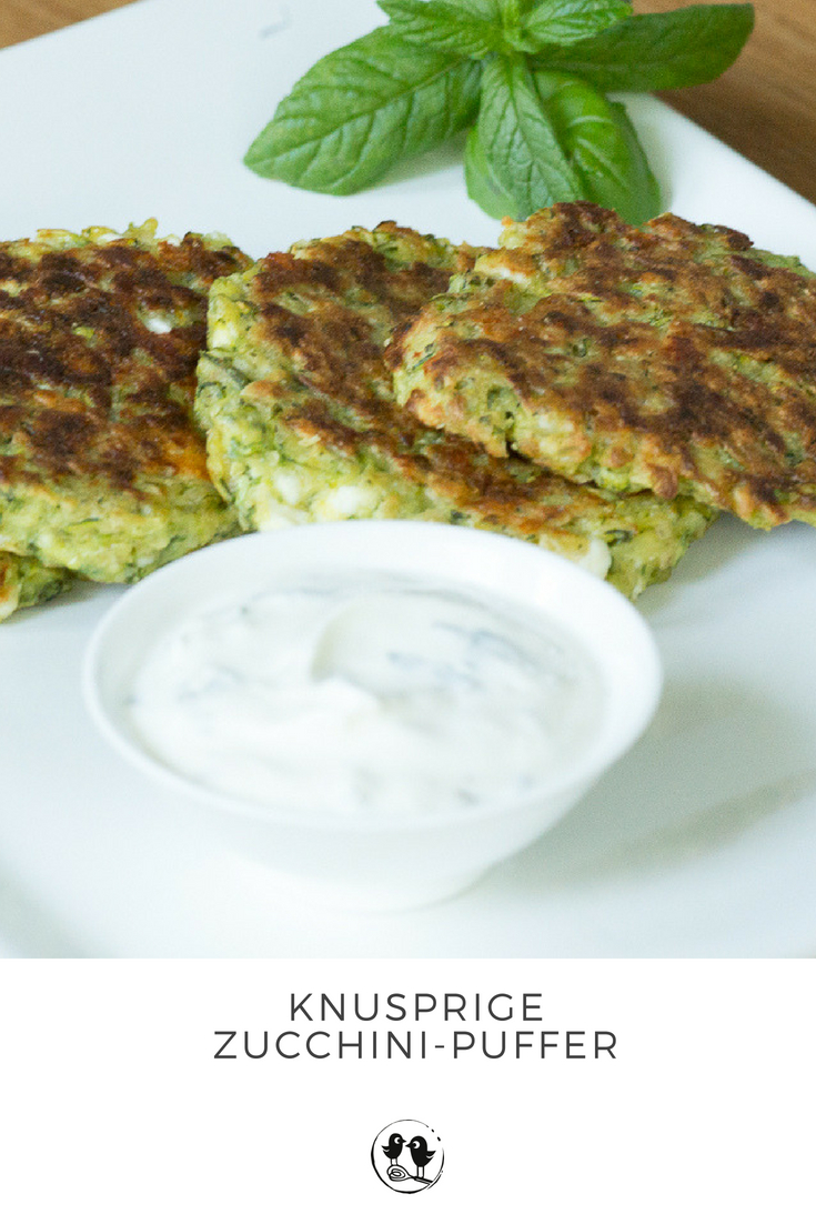 Knusprige Zucchini-Puffer - Die kleinen Feinschmecker Knusprige Zucchini-Puffer - Die kleinen Feinschmecker