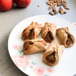 Apfelgebäck mit Walnüssen
